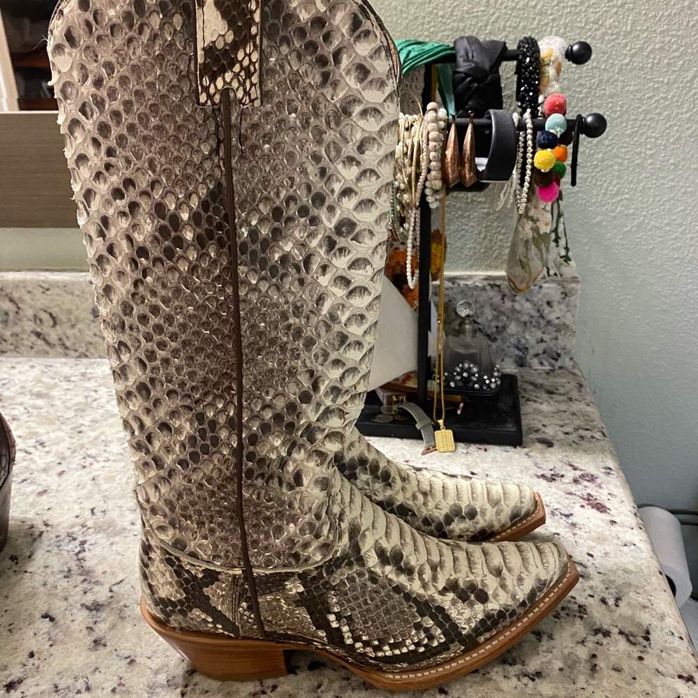 Python Cowboy/cowgirl boots